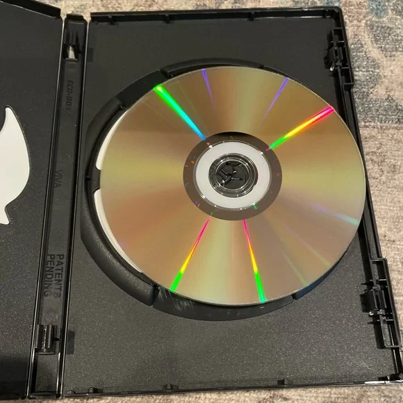 {The Devil Wears Prada} DVD Full Screen Edition, excellent used condition - Picture 4 of 4